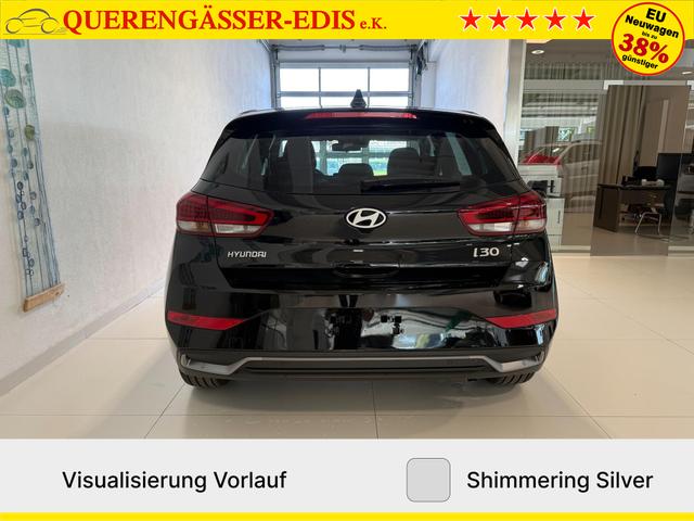 Hyundai i30, Beispielbilder, ggf. teilweise mit Sonderausstattung