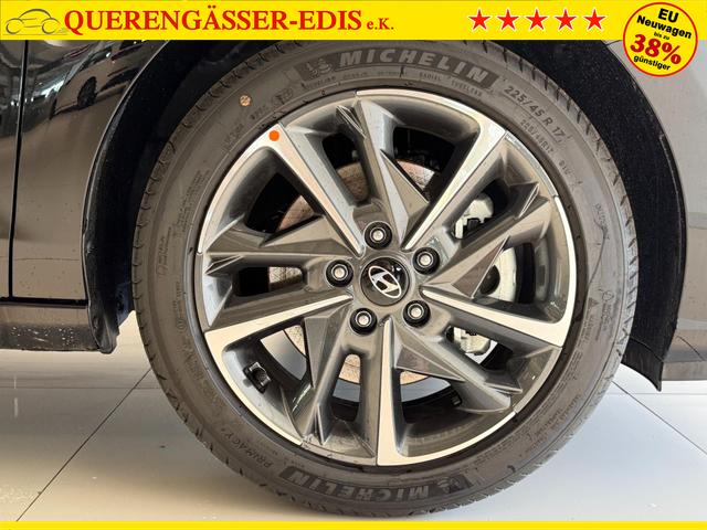 Hyundai i30, Beispielbilder, ggf. teilweise mit Sonderausstattung