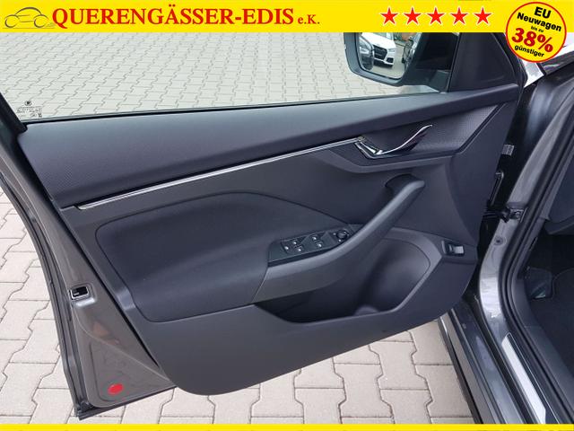 Skoda / Kamiq / Grau / Monte Carlo / / Pano Dach Schwarz AHK DSG, Beispielbilder, ggf. teilweise mit Sonderausstattung