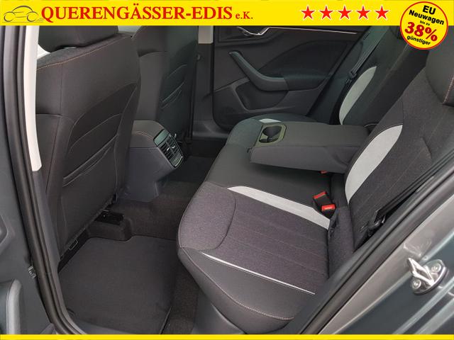 Skoda / Kamiq / Grau / Top Selection / / Graphite Grau , Beispielbilder, ggf. teilweise mit Sonderausstattung