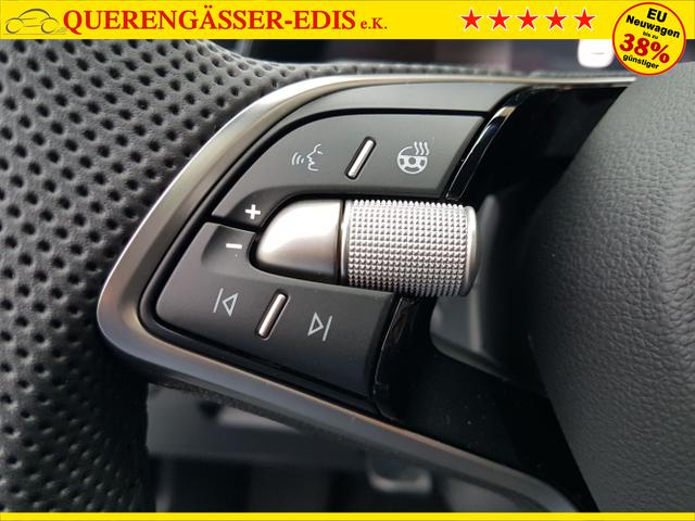 Skoda / Kamiq / Wei&szlig; / Monte Carlo AHK / / , Beispielbilder, ggf. teilweise mit Sonderausstattung