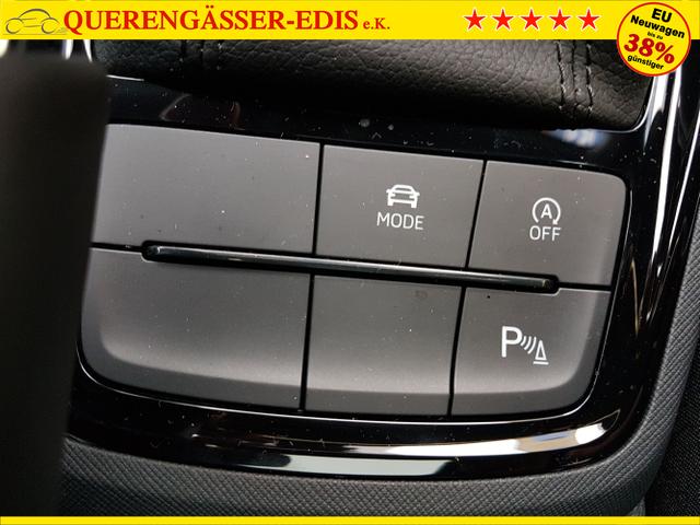 Skoda / Kamiq / Wei&szlig; / Monte Carlo AHK / / , Beispielbilder, ggf. teilweise mit Sonderausstattung