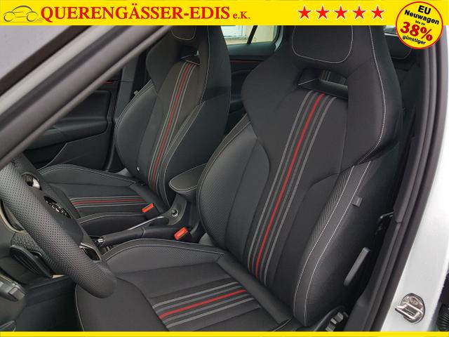 Skoda / Kamiq / Wei&szlig; / Monte Carlo AHK / / , Beispielbilder, ggf. teilweise mit Sonderausstattung