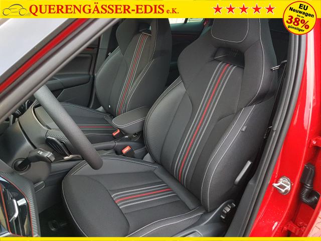 Skoda / Kamiq / Rot / Monte Carlo / / , Beispielbilder, ggf. teilweise mit Sonderausstattung