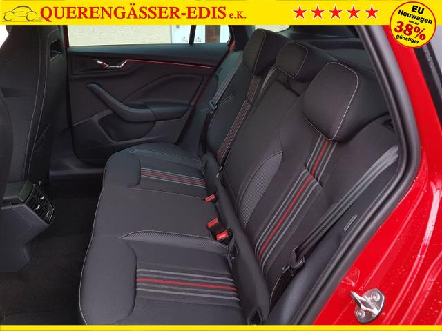 Skoda / Kamiq / Rot / Monte Carlo / / , Beispielbilder, ggf. teilweise mit Sonderausstattung
