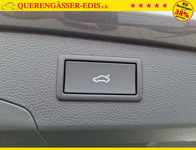 Volkswagen / Passat Variant / Grau / / / , Beispielbilder, ggf. teilweise mit Sonderausstattung