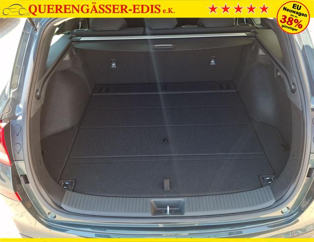 Hyundai / i30 / Grün / Family / / , Beispielbilder, ggf. teilweise mit Sonderausstattung