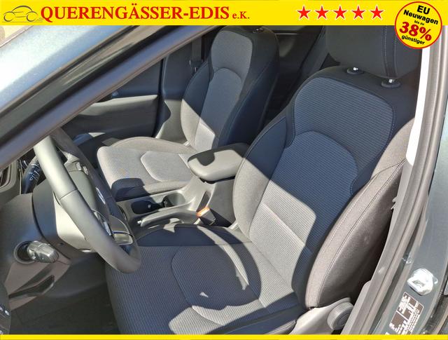 Hyundai / i30 / Grün / Family / / , Beispielbilder, ggf. teilweise mit Sonderausstattung