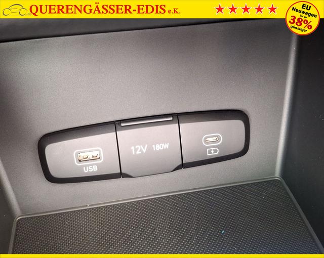 Hyundai / i30 / Grün / Family / / , Beispielbilder, ggf. teilweise mit Sonderausstattung