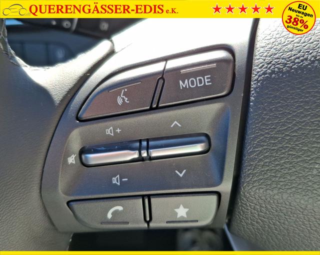 Hyundai / i30 / Grün / Family / / , Beispielbilder, ggf. teilweise mit Sonderausstattung