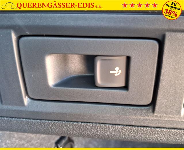 Skoda / Octavia / Schwarz / Selection / / , Beispielbilder, ggf. teilweise mit Sonderausstattung