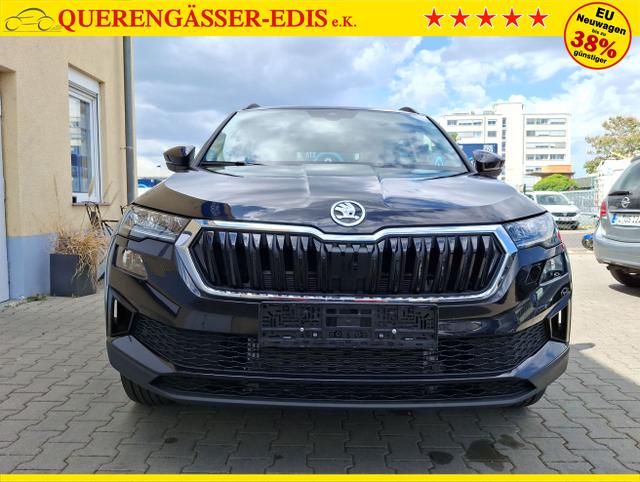 Skoda / Karoq / Schwarz / 130 Jahre + AHK / / , Beispielbilder, ggf. teilweise mit Sonderausstattung