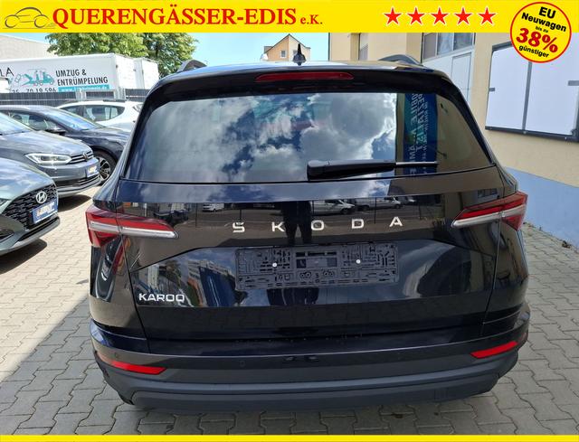 Skoda / Karoq / Schwarz / 130 Jahre + AHK / / , Beispielbilder, ggf. teilweise mit Sonderausstattung
