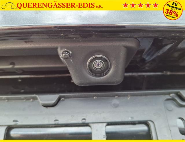 Skoda / Karoq / Schwarz / 130 Jahre + AHK / / , Beispielbilder, ggf. teilweise mit Sonderausstattung