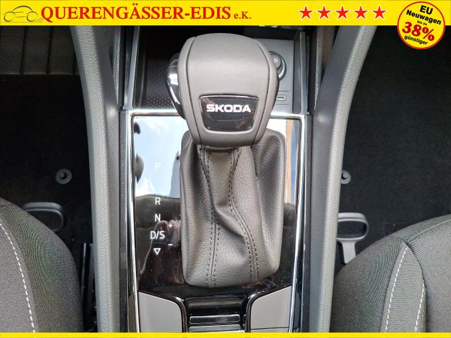 Skoda / Karoq / Schwarz / 130 Jahre + AHK / / , Beispielbilder, ggf. teilweise mit Sonderausstattung