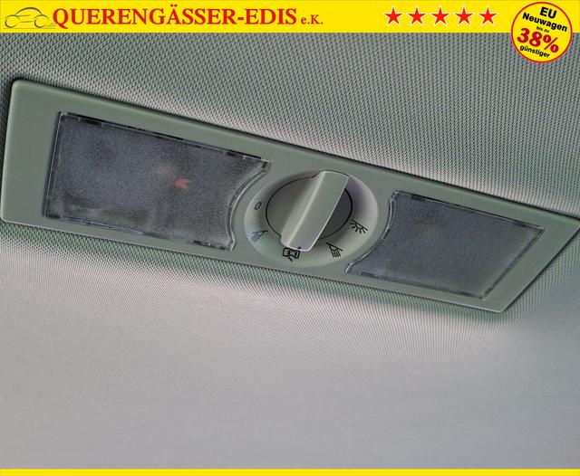 Skoda / Karoq / Schwarz / 130 Jahre + AHK / / , Beispielbilder, ggf. teilweise mit Sonderausstattung