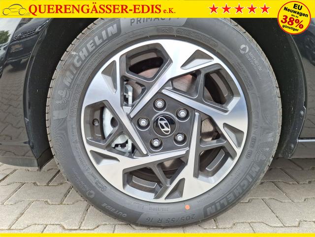 Hyundai / i30 / Schwarz / Family / / , Beispielbilder, ggf. teilweise mit Sonderausstattung