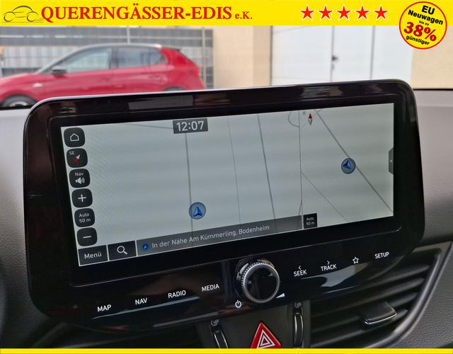 Hyundai / i30 / Schwarz / Family / / , Beispielbilder, ggf. teilweise mit Sonderausstattung