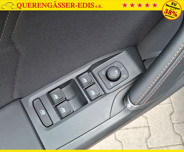Cupra / Leon Sportstourer / Schwarz / Basis / / , Beispielbilder, ggf. teilweise mit Sonderausstattung