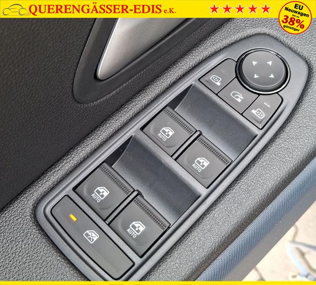 Dacia / Duster / Schwarz / Journey / / , Beispielbilder, ggf. teilweise mit Sonderausstattung
