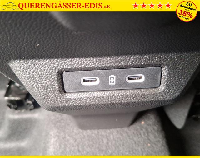 Dacia / Duster / Schwarz / Journey / / , Beispielbilder, ggf. teilweise mit Sonderausstattung