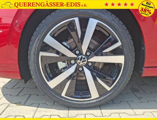 Volkswagen / Golf Variant / Rot / Ltd People AHK / Red Kings / , Beispielbilder, ggf. teilweise mit Sonderausstattung