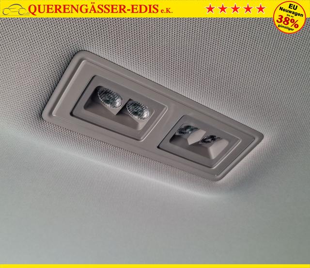 Volkswagen / Golf Variant / Rot / Ltd People AHK / Red Kings / , Beispielbilder, ggf. teilweise mit Sonderausstattung