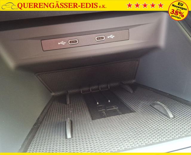 Cupra / Leon Sportstourer / Blau / Basis / / , Beispielbilder, ggf. teilweise mit Sonderausstattung