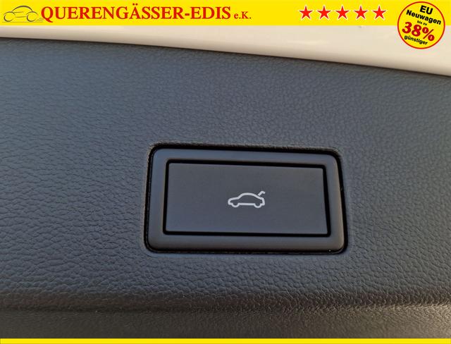 Volkswagen / Golf Variant / Weiß / Ltd People / / , Beispielbilder, ggf. teilweise mit Sonderausstattung