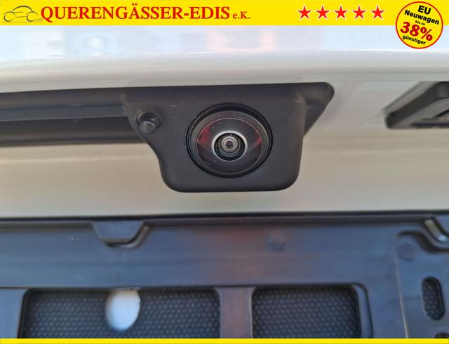 Volkswagen / Golf Variant / Weiß / Ltd People / / , Beispielbilder, ggf. teilweise mit Sonderausstattung