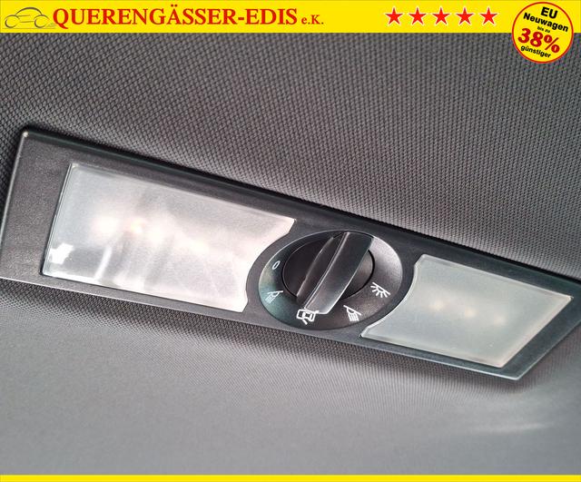 Skoda / Karoq / Grau / Sportline +AHK / / , Beispielbilder, ggf. teilweise mit Sonderausstattung