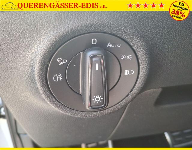 Skoda / Karoq / Grau / Sportline +AHK / / , Beispielbilder, ggf. teilweise mit Sonderausstattung