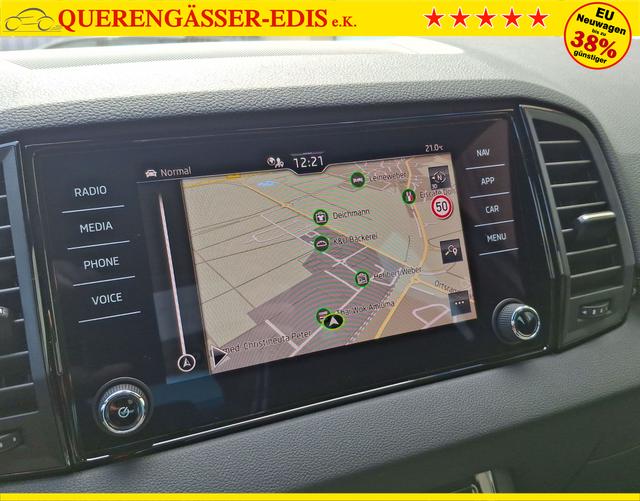 Skoda / Karoq / Grau / Sportline +AHK / / , Beispielbilder, ggf. teilweise mit Sonderausstattung