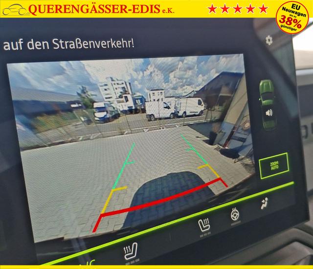 Dacia / Duster / Grün / Journey / / , Beispielbilder, ggf. teilweise mit Sonderausstattung