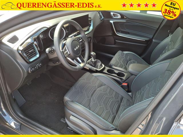 Kia / Ceed / Grau / Edition 30 / / , Beispielbilder, ggf. teilweise mit Sonderausstattung