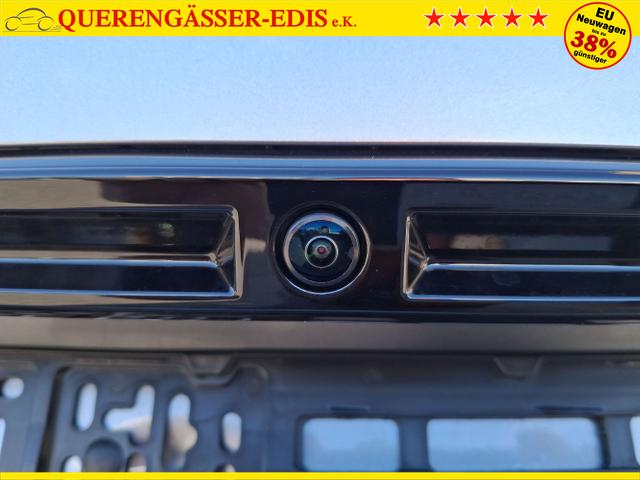 Peugeot / 2008 / Silber / Allure / Selektion Grey / , Beispielbilder, ggf. teilweise mit Sonderausstattung