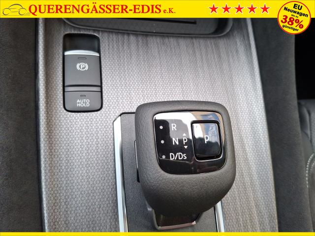 Nissan / Qashqai / Rot / Tekna+ / / , Beispielbilder, ggf. teilweise mit Sonderausstattung