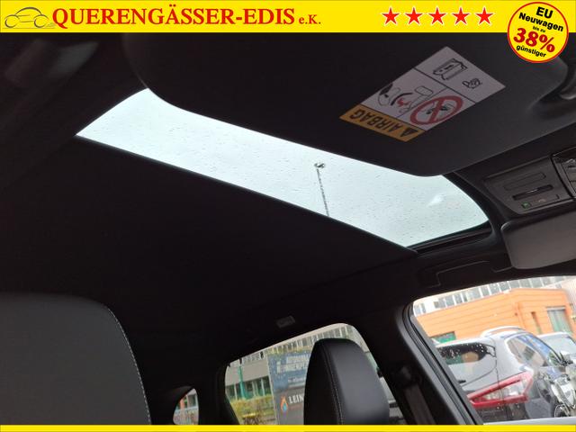 Nissan / Qashqai / Rot / Tekna+ / / , Beispielbilder, ggf. teilweise mit Sonderausstattung