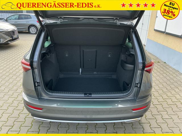 Skoda / Karoq / Grau / Sportline / Graphite Grau / , Beispielbilder, ggf. teilweise mit Sonderausstattung