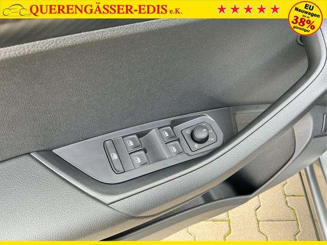 Skoda / Karoq / Grau / Sportline / Graphite Grau / , Beispielbilder, ggf. teilweise mit Sonderausstattung