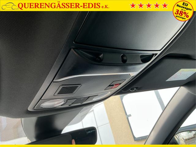 Skoda / Karoq / Grau / Sportline / Graphite Grau / , Beispielbilder, ggf. teilweise mit Sonderausstattung