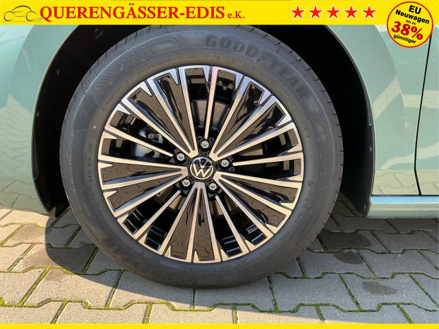 Volkswagen / Passat Variant / Grün / Elegance+AHK / Maripositgrün / , Beispielbilder, ggf. teilweise mit Sonderausstattung