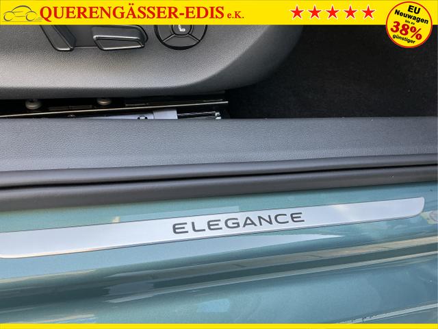 Volkswagen / Passat Variant / Grün / Elegance+AHK / Maripositgrün / , Beispielbilder, ggf. teilweise mit Sonderausstattung