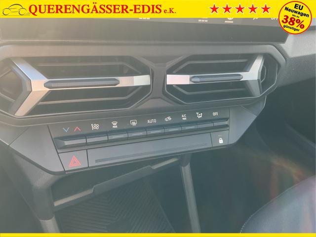 Dacia / Duster / Grau / Journey / Graphite Grau / , Beispielbilder, ggf. teilweise mit Sonderausstattung