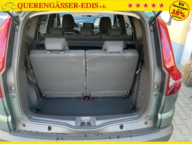 Dacia / Jogger / Grün / Extreme 7 Sitzer / Zeder Green / , Beispielbilder, ggf. teilweise mit Sonderausstattung