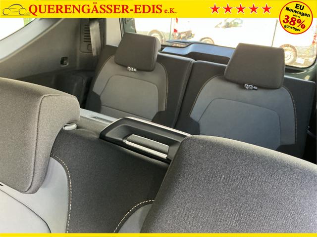 Dacia / Jogger / Grün / Extreme 7 Sitzer / Zeder Green / , Beispielbilder, ggf. teilweise mit Sonderausstattung