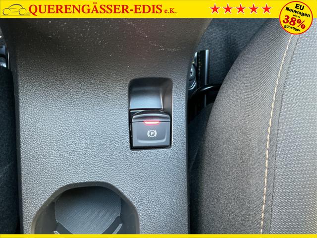 Dacia / Jogger / Grün / Extreme 7 Sitzer / Zeder Green / , Beispielbilder, ggf. teilweise mit Sonderausstattung