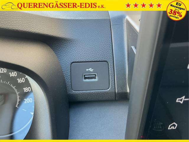 Dacia / Jogger / Grün / Extreme 7 Sitzer / Zeder Green / , Beispielbilder, ggf. teilweise mit Sonderausstattung