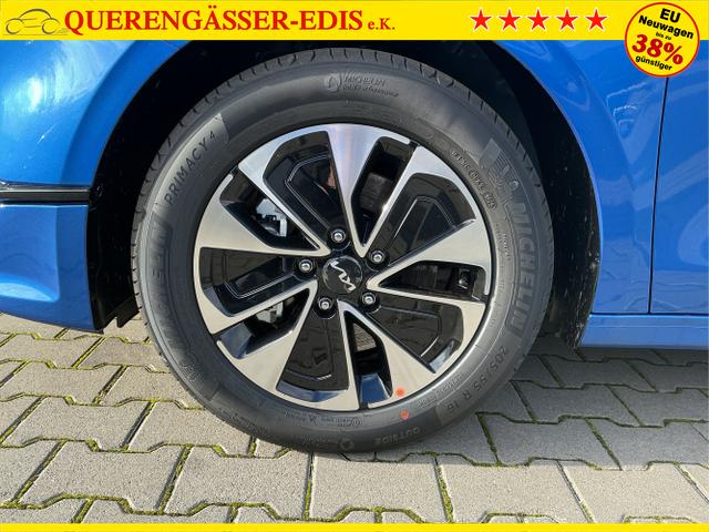 Kia / Ceed / Blau / Spin / Blue Flame / , Beispielbilder, ggf. teilweise mit Sonderausstattung