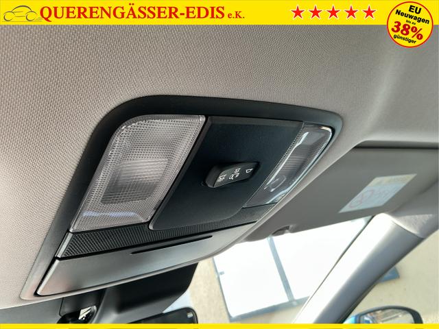 Kia / Ceed / Blau / Spin / Blue Flame / , Beispielbilder, ggf. teilweise mit Sonderausstattung
